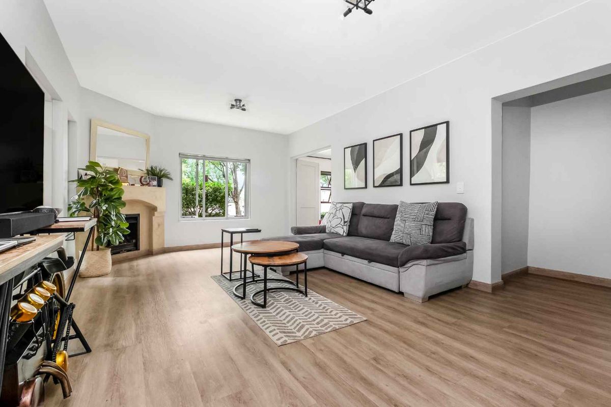 2 Bedroom Apartment for Sale in Dainfern - Photo 2