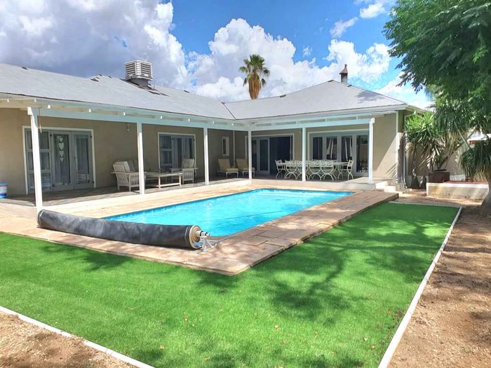 Property #2488211, House Rental Monthly in Klein Windhoek