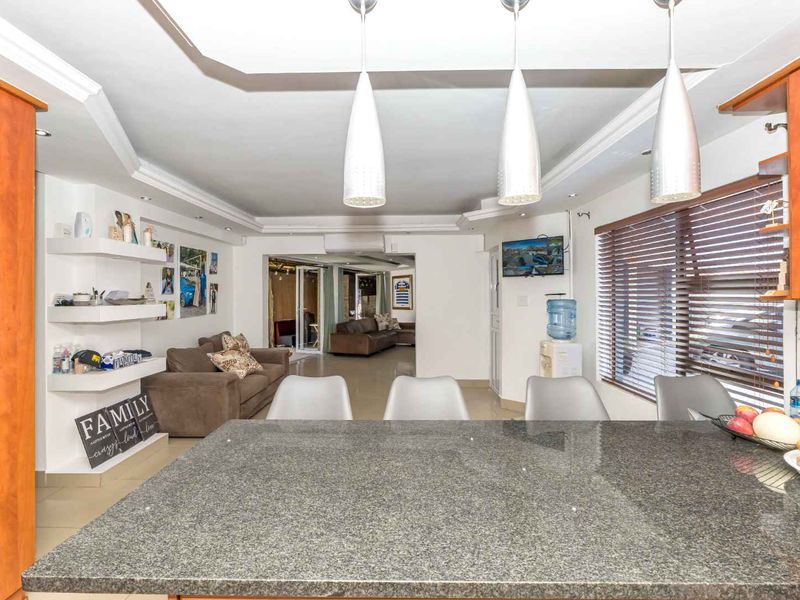 Family Home with Pool, Solar & Exceptional Entertainment Space in Vredelust - Photo 5