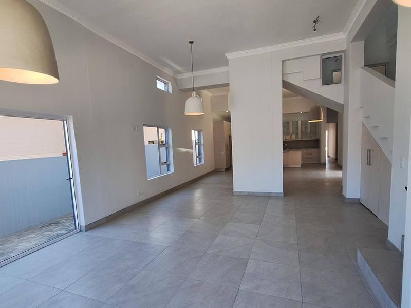 Swakopmund- For Sale-N$6 250 000 - Photo 5