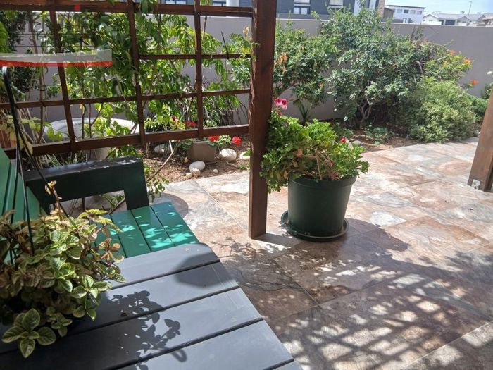 Property #2481426, Townhouse Pending Sale in Kramersdorf