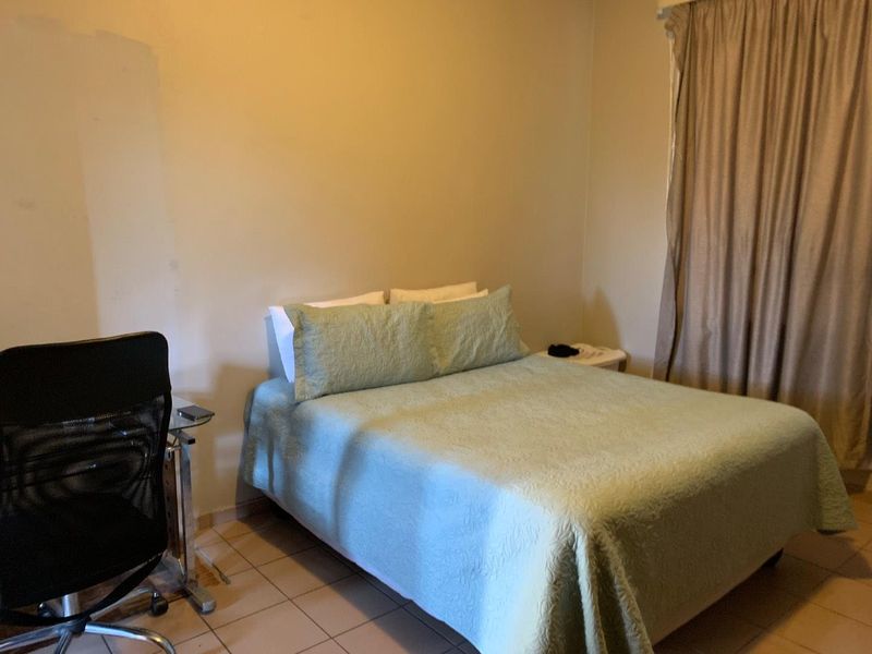 Ideal 2-Bedroom Apartment for Investors & Young Professionals - Photo 10