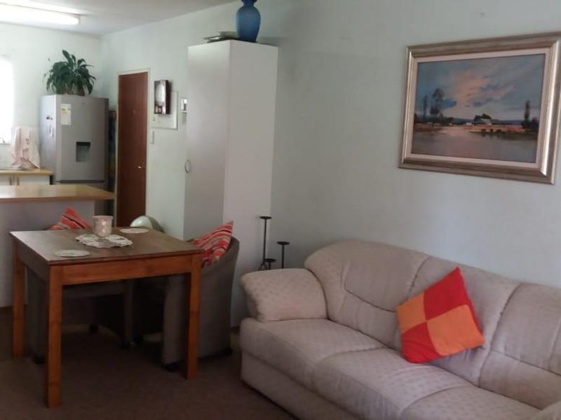 Ground Floor - Pet Friendly Townhouse For Sale In Farramere - Photo 6