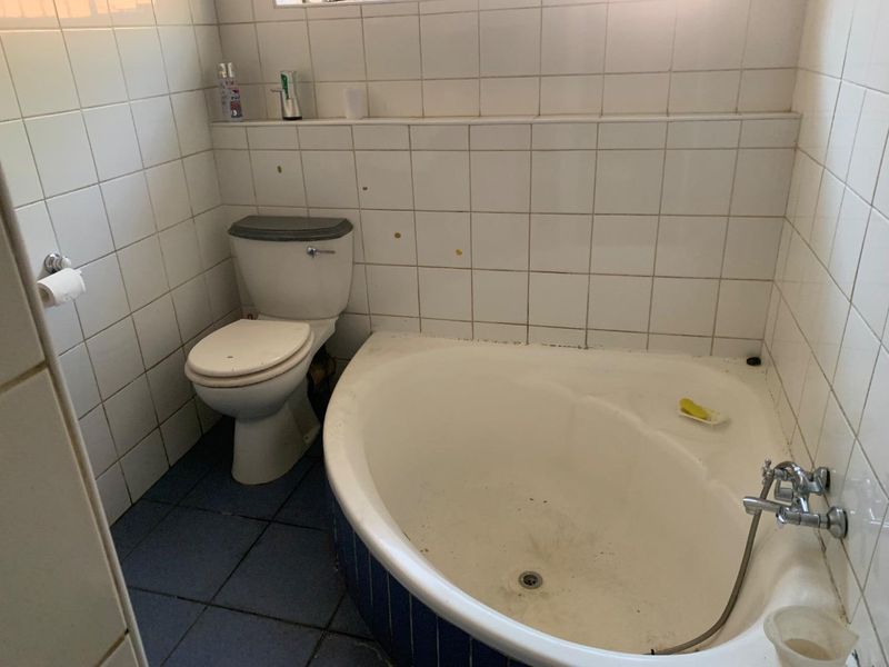 **Charming 2-Bedroom Home with Income Potential in a Quiet Cul-de-Sac** - Photo 7