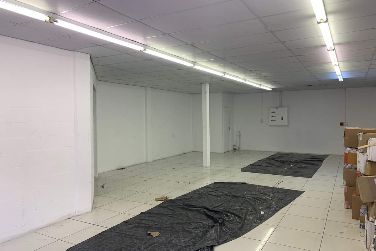 Prime Retail Space Next to Bellville Station - High Visibility! - Photo 3