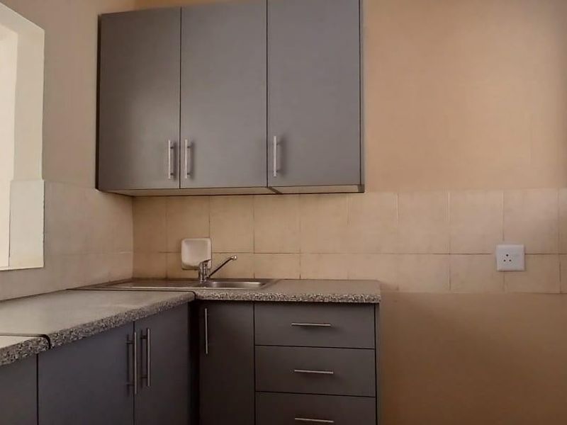 Stunning 1-Bedroom Apartment for Sale in South Beach! - Photo 5