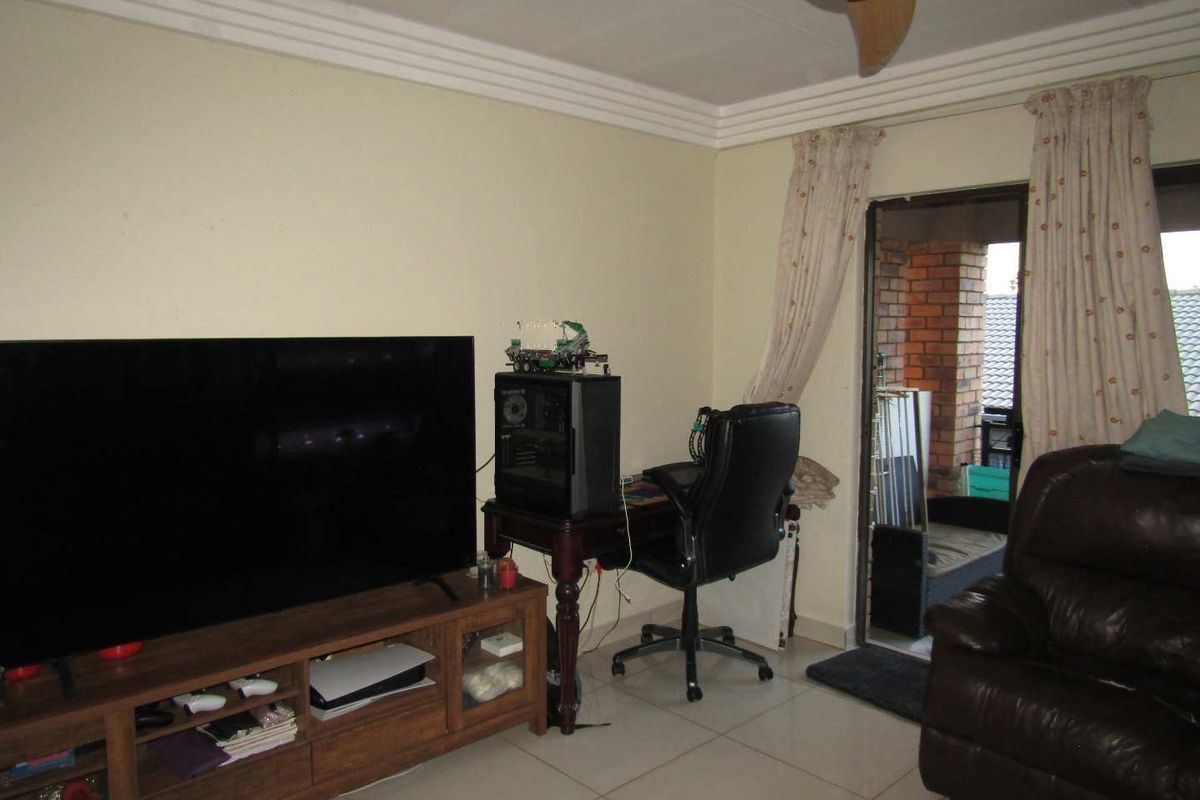 Priced to Sell - Photo 5