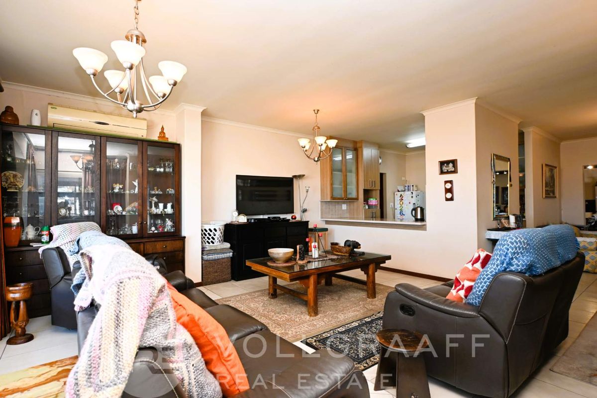 WELL-KEPT FAMILY HOME FOR SALE – SWAKOPMUND EXTENSION 9 - Photo 5