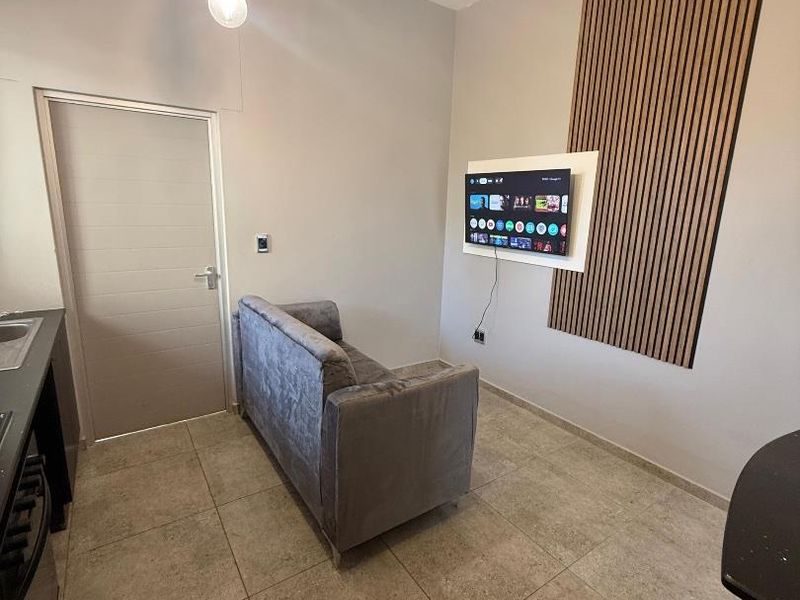 1 bedroom apartment for rent in Eros - Photo 2