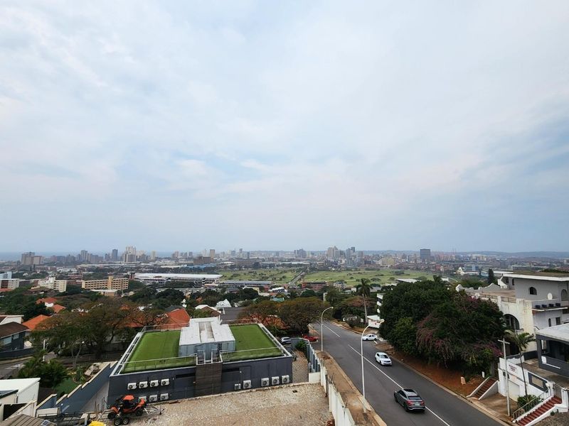 2 bedrooms Apartment in Essenwood - Photo 4