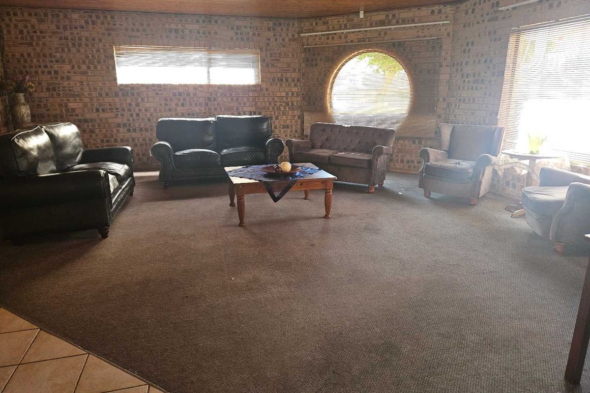 Investment Opportunity in Royldene - Photo 5