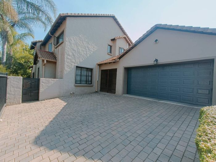 Property #2499579, House For Sale in Amberfield Ridge