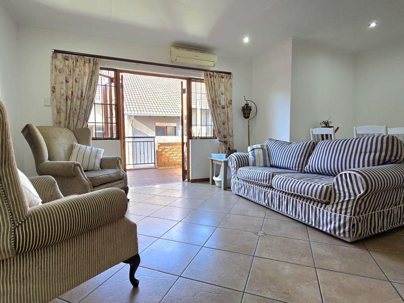 2 Bedroom Apartment / Flat for Sale in Meyersdal - Photo 2