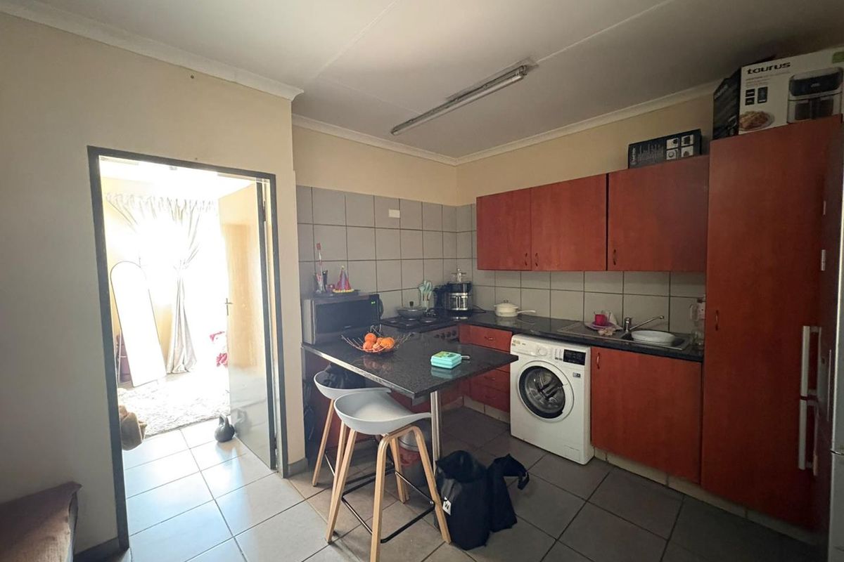 1 Bedroom Apartment in Ferndale - Photo 4