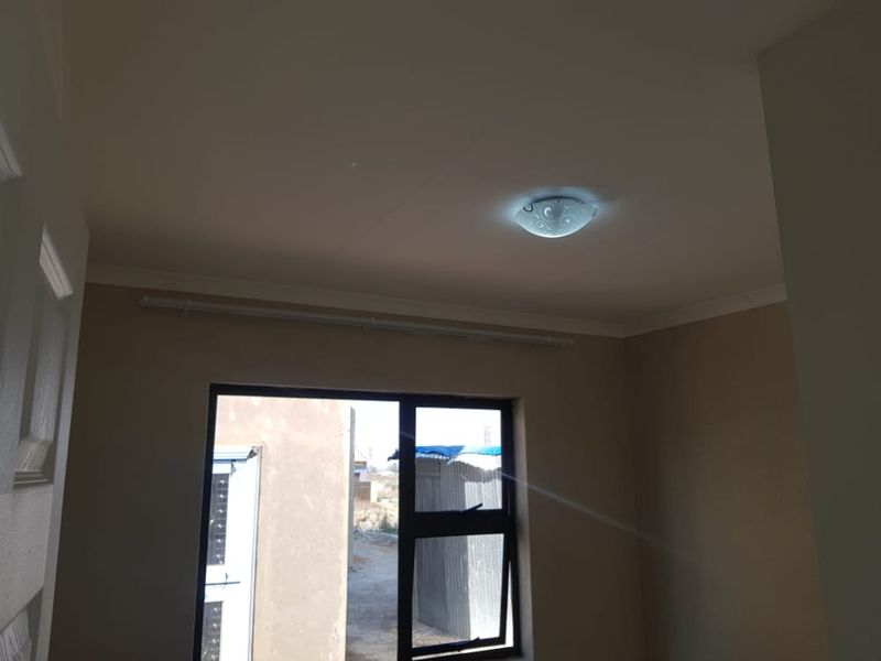 NEW DEVELOPMENT, ALL COSTS INCLUDED, FULL TITLE STANDS. NO DEPOSITS / 100% BONDS (dependent on client profile) - Photo 7