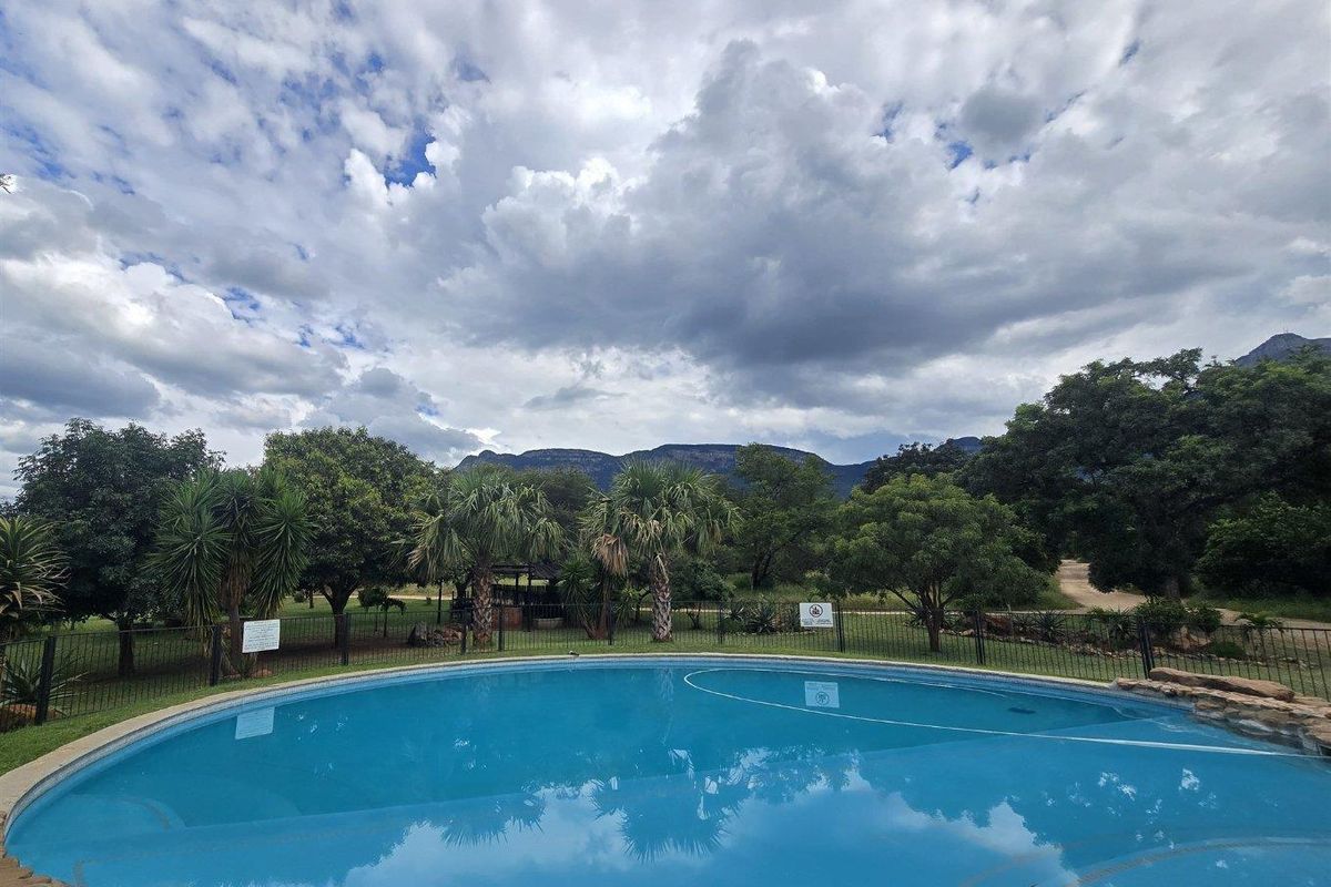 Spectacular Mountain Views & Exceptional Privacy - Photo 3