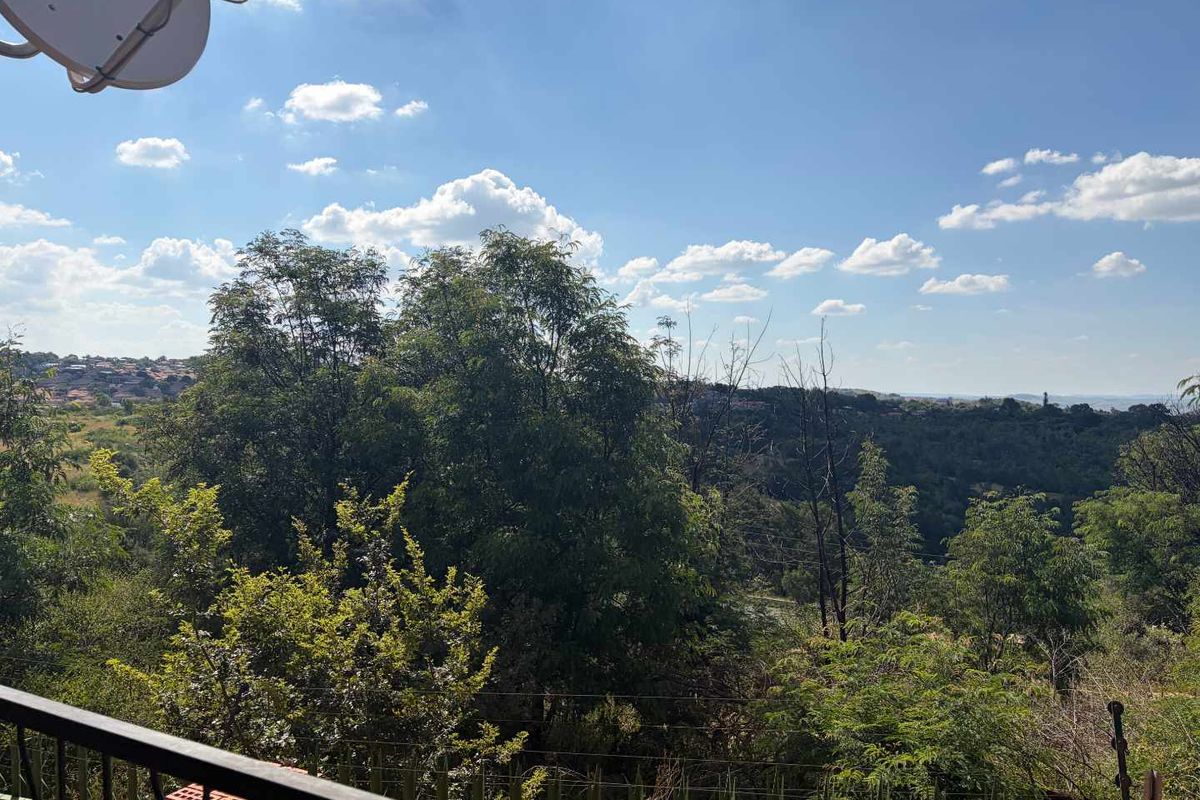 Ideal Family Apartment for sale - Photo 2