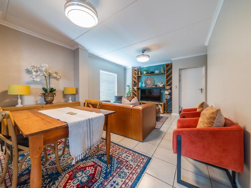 3-Bedroom Townhouse for sale in Stellenbosch - Photo 7
