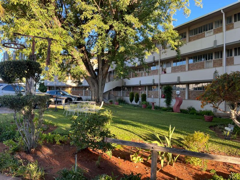 1 Bedroom flat in a safe and tranquil environment - Photo 3