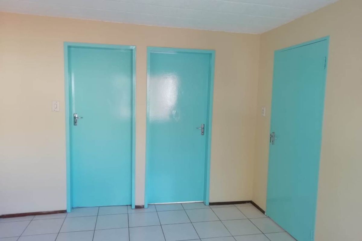1 bedroom Apartment in Kempton Park Central - Photo 4