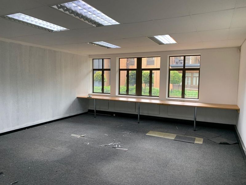 671m2 Morningside Sandton Office To Let - Photo 5
