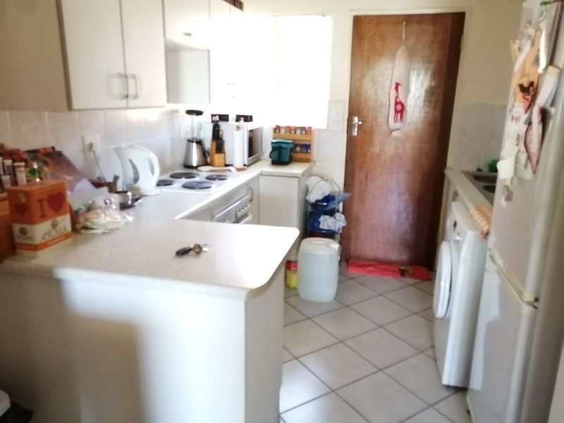 2 Bedroom to rent in LAKEVIEW - Photo 2