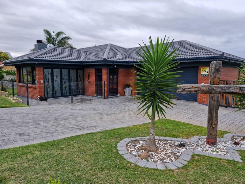 Modern Coastal Family Home with Solar, Indoor Braai Room and Practical Everyday Comfort in Tergniet - Photo 1