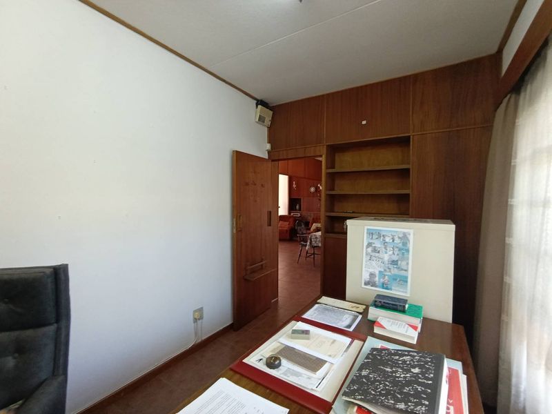 Exquisite House for sale in Klein Windhoek - Photo 5