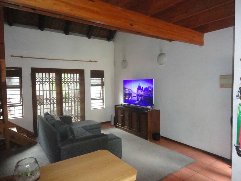 DUPLEX DELIGHT FANTASTIC PRICE - Photo 3