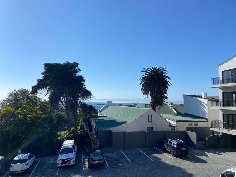 Secure 2 Bedroom Apartment – Simons Town - Photo 7