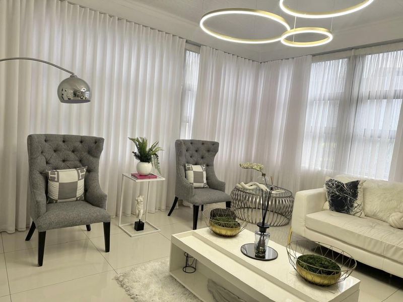 5 Bedrooms House For Sale in Auasblick - Photo 3