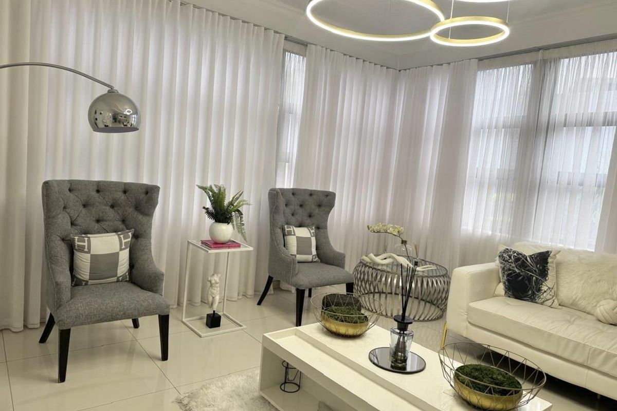 5 Bedrooms House For Sale in Auasblick - Photo 3