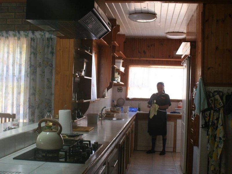 GREAT INVESTMENT OR HOLIDAY RETREAT!!! - Photo 10