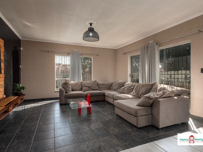 3 Bedroom family house For sale - Photo 9