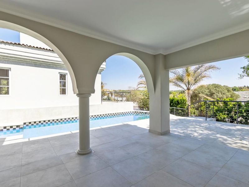 HOME WITH A DIFFERENCE - Photo 10