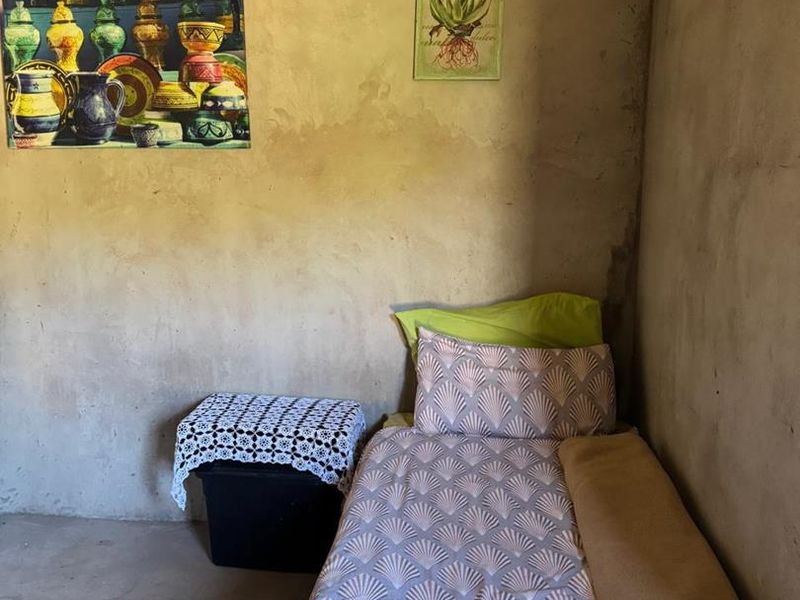 A Comfy House on the Streets of Umlazi Township, Where Community Lives - Photo 9