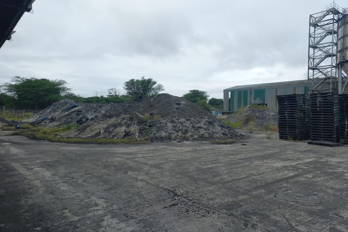 Industrial Warehouse with excellent Operational Space and Secure Facilities - Photo 2