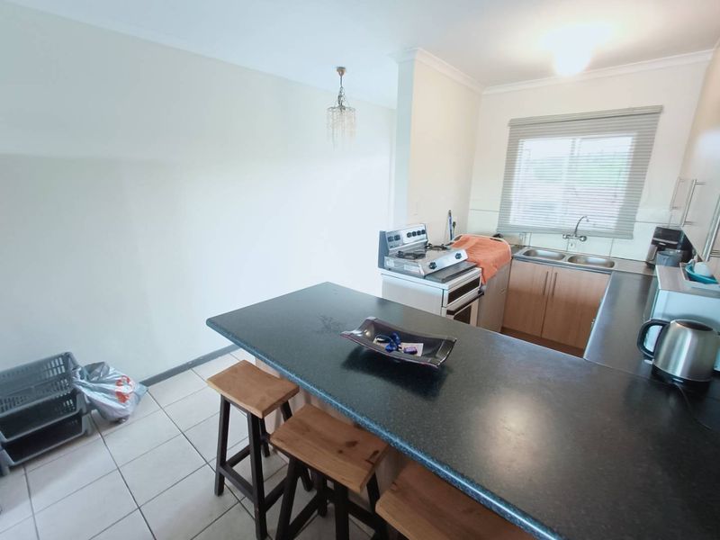 Neat First-Floor Unit – Perfect for First-Time Buyers or Investors! - Photo 6