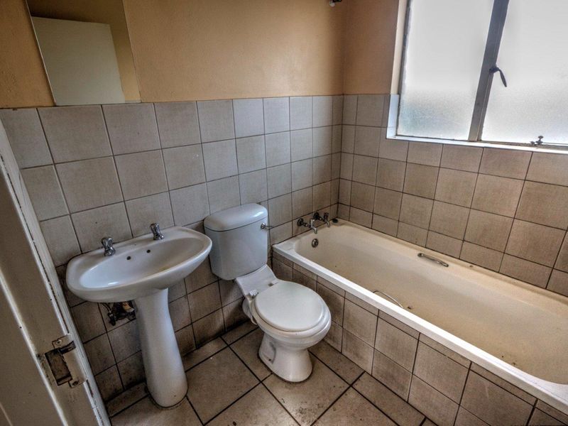 Convenient and Secure Living in a Prime Location - Photo 5