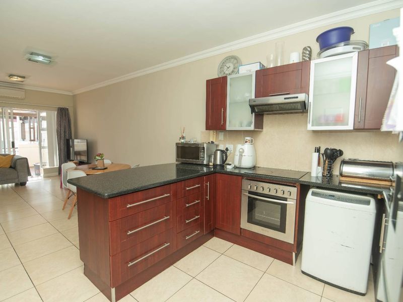 Comfortable Living - Photo 8