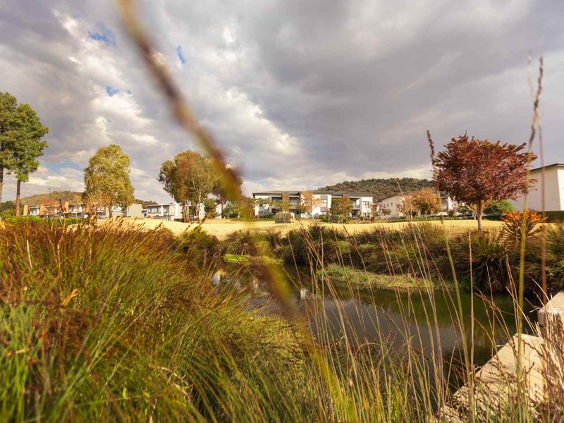 An elite lifestyle, vibrant living, a serene escape with no sacrifices... - Photo 4