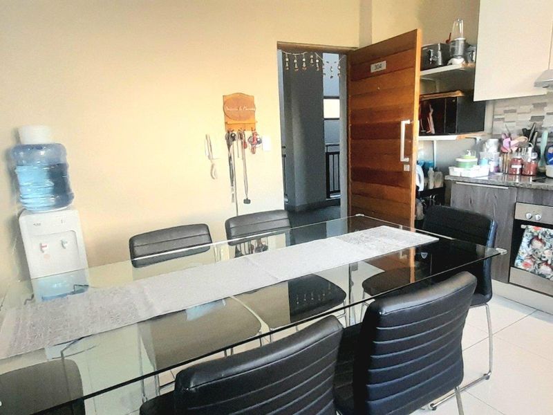 2 bedroom apartment in Umhlanga - Photo 4
