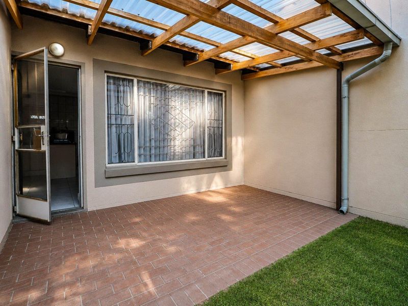 3 Bedroom Simplex - Photo 3