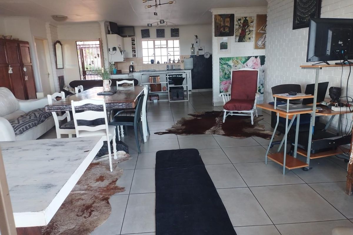 3 BEDROOM HOME FOR SALE IN VAALOEWER!!! - Photo 5