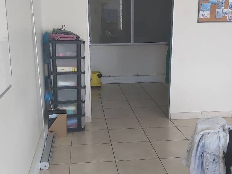 Warehouse/office facility to let in Newton Park - Photo 10