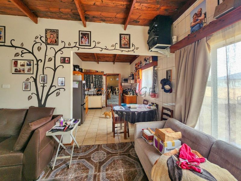 Ext 1 (South Dune), Henties Bay.  Quaint 3 Bedr home is for Sale - Photo 7