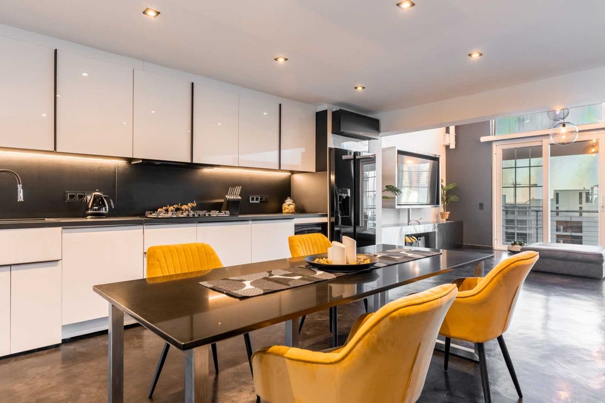 Penthouse in Art Deco building in the heart of Cape Town - AirBnB permitted - Photo 5