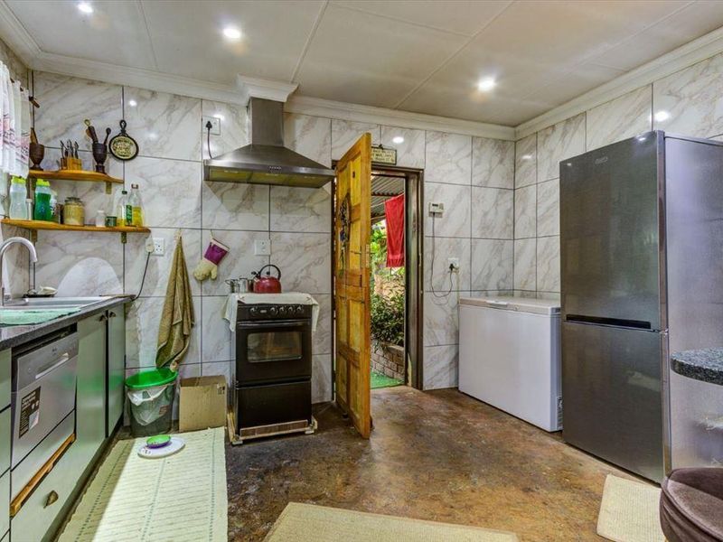 Charming Property in Comet with Flat - Close to EG Jansen and Concordia - Photo 4