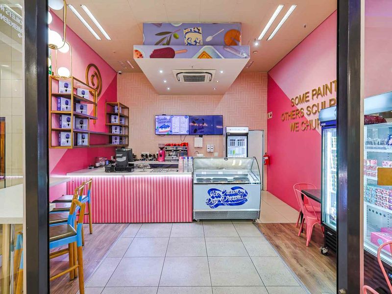 Established Ice Cream Shop for Sale at The Grove Mall Pretoria East - Photo 2