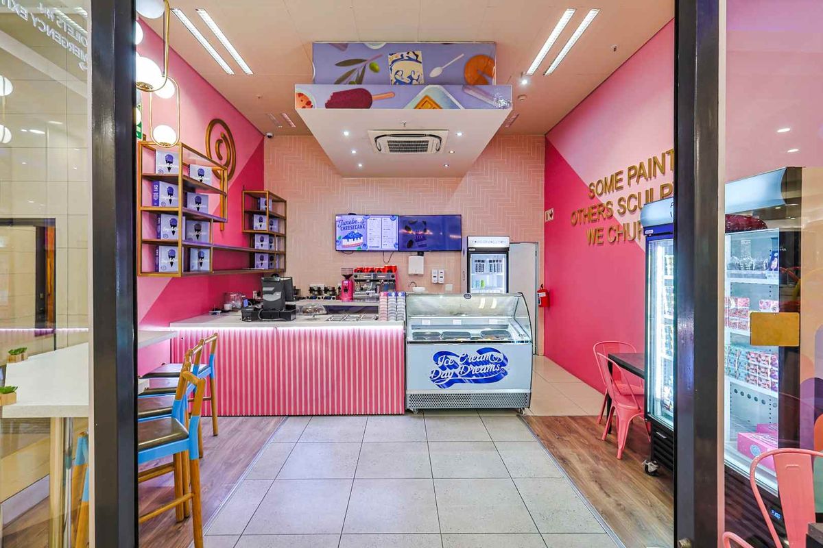 Established Ice Cream Shop for Sale at The Grove Mall Pretoria East - Photo 2